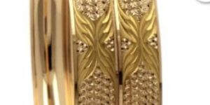 Ladies Fashion Gold Bangles