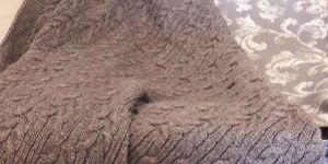 Woolen Knitted Throws