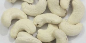 320 White Whole Cashew Nuts