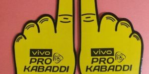 Cheering Form Hands Toy