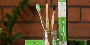 Natural Bamboo Toothbrush