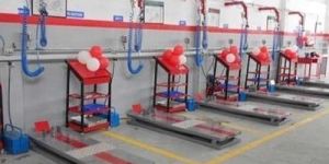 Two Wheeler Garage Equipment