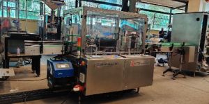 Hot Melt Labelling Machine