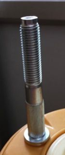 KNURRLING FLANGE BOLT