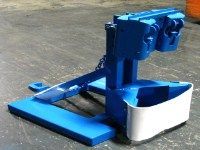 FORKLIFT DRUM HANDLERS