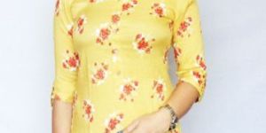 Women Rayon Floral Printed Kurti