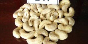 DW Cashew Nuts