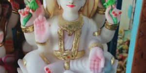 Marble Laxmi Maa Statue