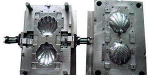 Plastic Injection Blow Mould