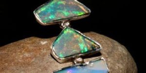 S171 Opal Pendant