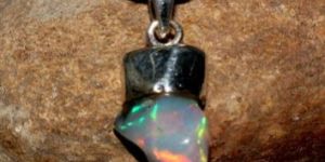 S173 Opal Pendant