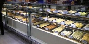 Sweet Display Counter