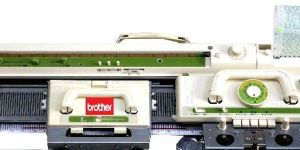 kh-881 semi-automatic hand knitting machine