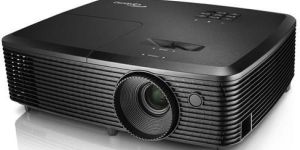 Lumens 3500 ANSI Projector