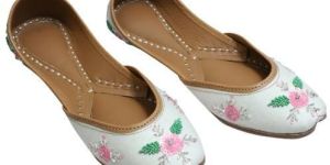 Stylish Punjabi Jutti