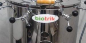 Vertical High Pressure Sterilizer