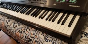 Yamaha Keyboard