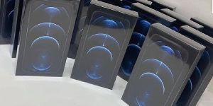 Apple iPhone 12 Pro, 128GB, Gold - Fully Unlocked