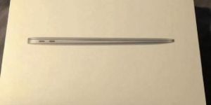 MacBook Air 13in (512GB SSD, M1, 8GB) Laptop - Silver