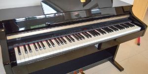 PIANO YAMAHA DIGITAL CLAVINOVA CLP 340 PE CLP340