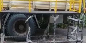 Trolley for Tarpaulin Installation