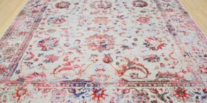 HAND KNOTTED RUG 2