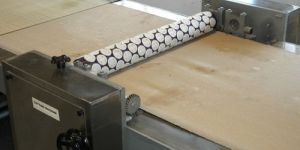 Biscuit Cutting Machine