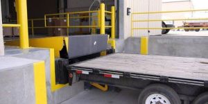 Radius Lip Dock Leveler