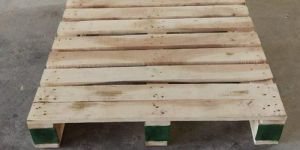 Two Ways Wooden Pallet