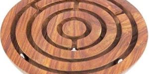 Round Board Puzzle Game