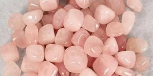 Rose Quartz Tumbled Stone