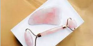 Rose Quartz Face Roller and Guasha