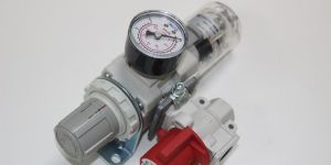 FRL Air Pressure Regulator with Lubricant