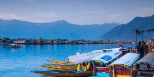 Kashmir Tour Package 4 Night & 5 Days