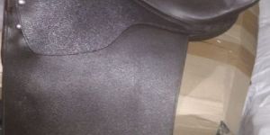 Close Contact Saddle