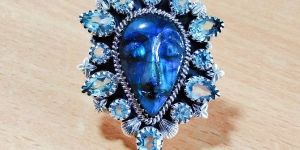 Moon Face Labradorite Ring