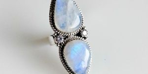 Rainbow Moonstone Ring