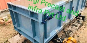 300 X 300 X 2mtr U Drain Mold