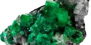 Rough Gemstone Emerald Gemstone