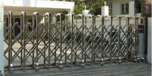 Rolling Retractable Gates