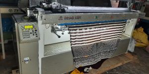 Knitting Machine