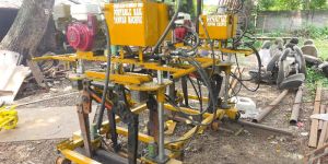 OFFTRACK TAMPER / TAMPING MACHINE