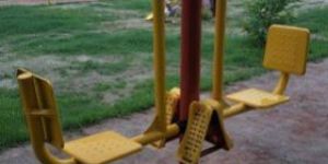 Outdoor Gym Leg Press