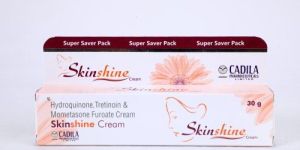 Hydroquinone Tretinoin & Mometasones Furoate Cream