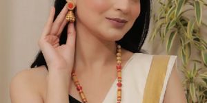 Handpainted Gorgeous Terracotta Necklace Set