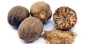 Raw Nutmeg