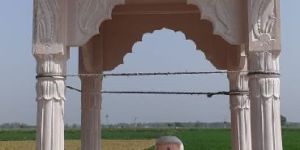 K11 Sandstone Chhatri