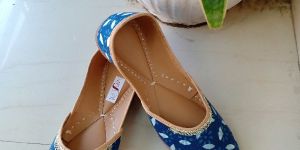 Indigo Designer Mojari