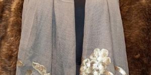 Poly Wool Sequence Stole