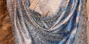 Wool Ari Embroidered Stole